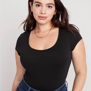 Short-Sleeve Scoop-Neck Bodysuit for Women